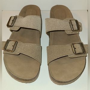 Madden Girl BRANDO Women's Nubuck Sandals NWOT•Sz 8.5